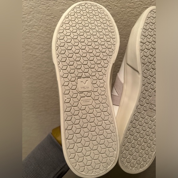 Veja - Picture 9 of 13